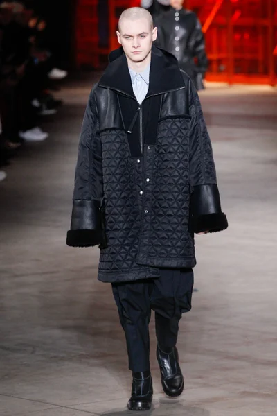 Look 8